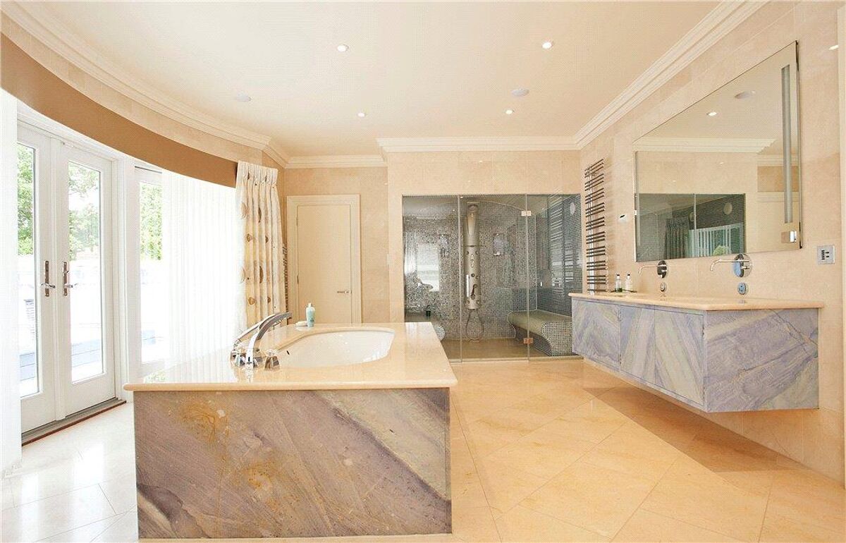 house for sale in Birds Hill Road, Oxshott, Leatherhead, Surrey, KT22