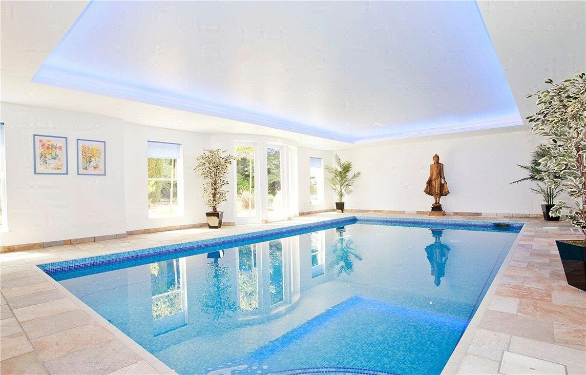 house for sale in Birds Hill Road, Oxshott, Leatherhead, Surrey, KT22