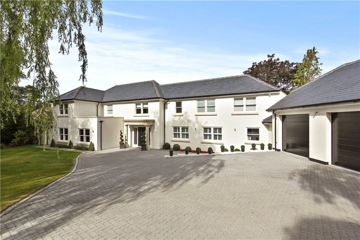 house for sale in Moles Hill, Oxshott, Surrey, KT22 CBM140133