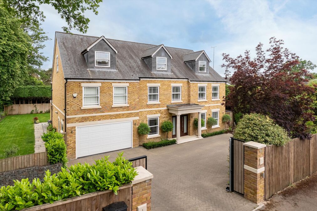 Image of Benfleet Close, Cobham, Surrey, KT11