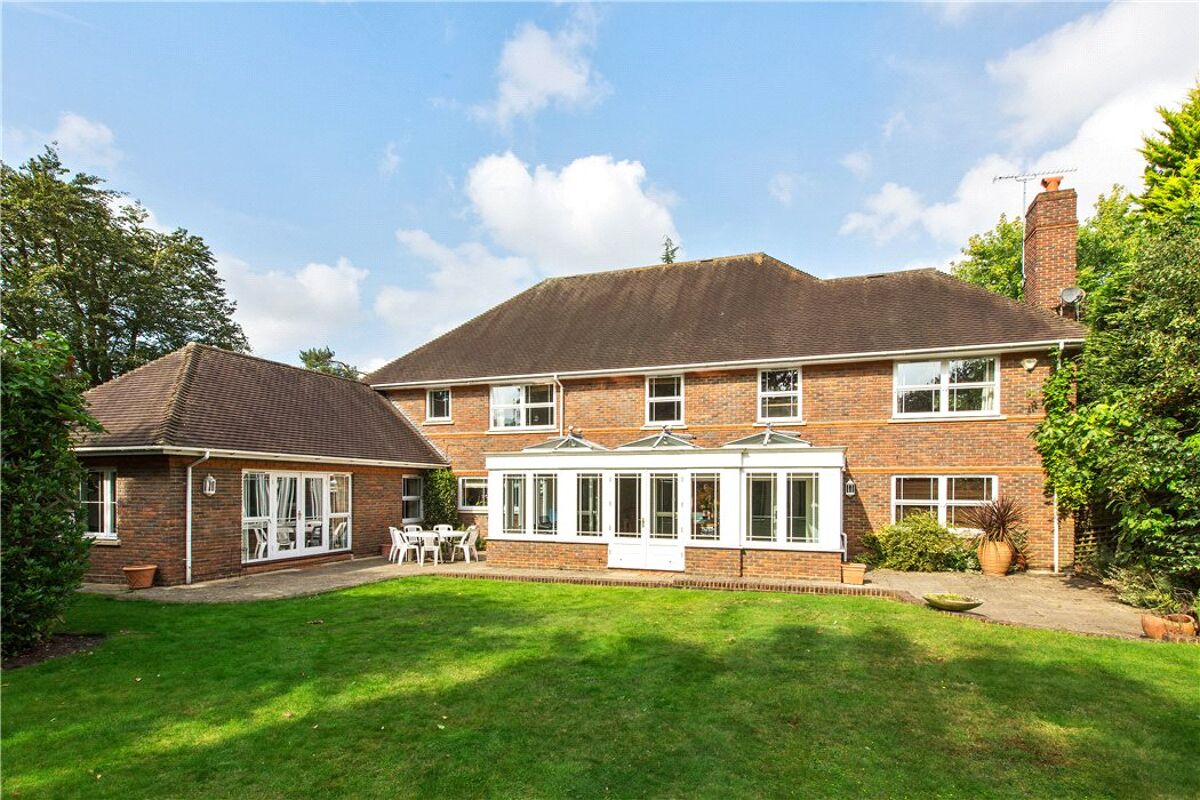 house for sale in Blue Cedars Place, Cobham, Surrey, KT11 CBM140183