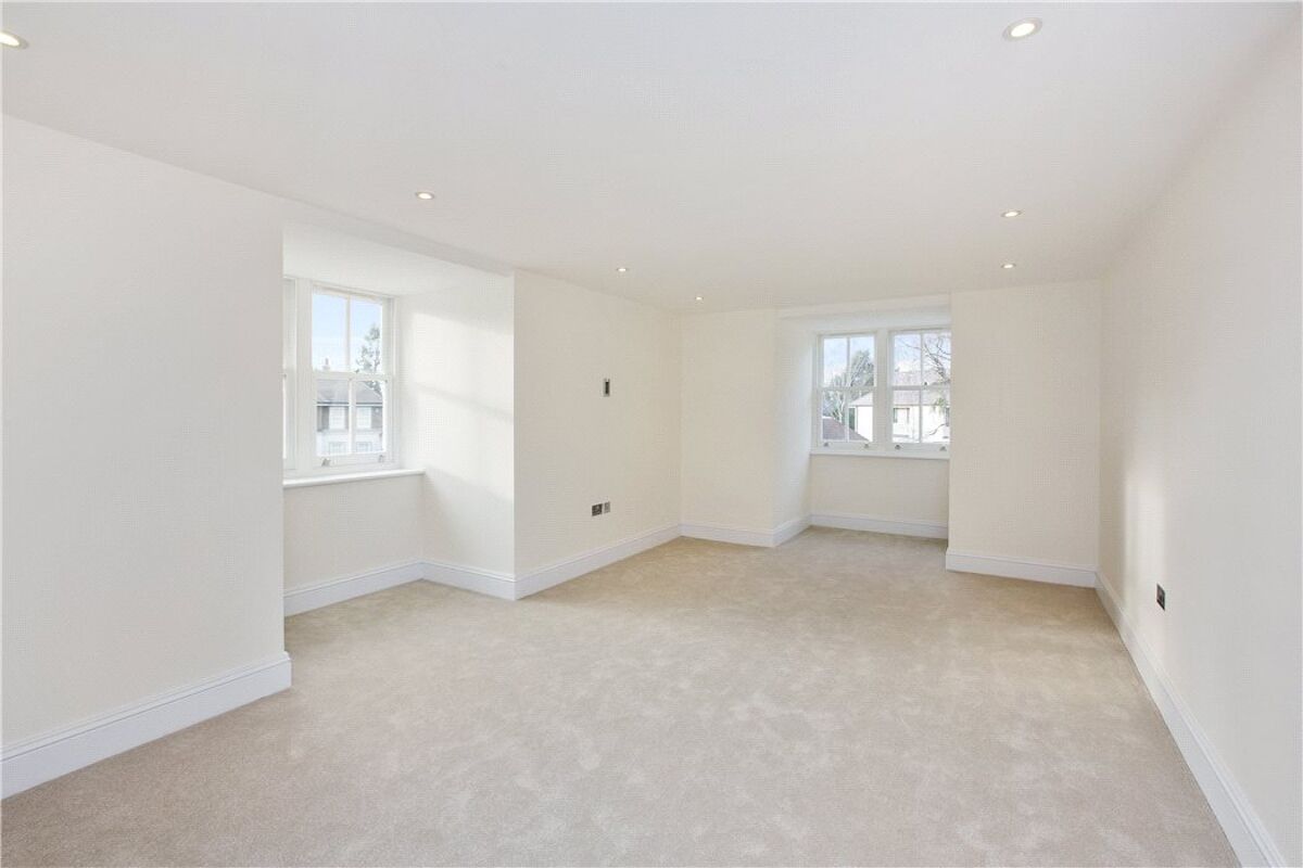 house for sale in Oxshott Rise, Cobham, Surrey, KT11 CBM140187