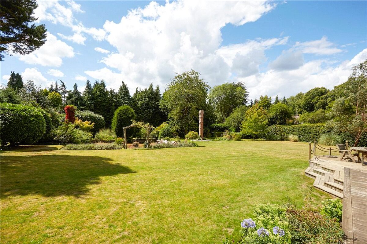 house for sale in Holtwood Road, Oxshott, Surrey, KT22 CBM140224