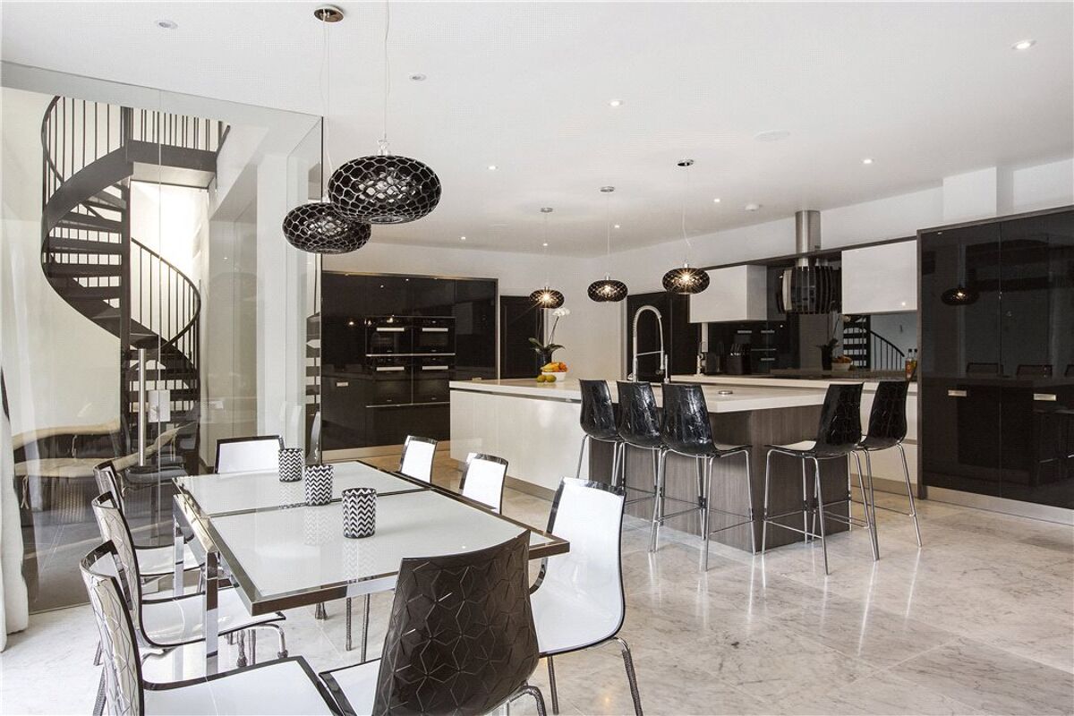 house for sale in High Drive, Oxshott, Leatherhead, Surrey, KT22