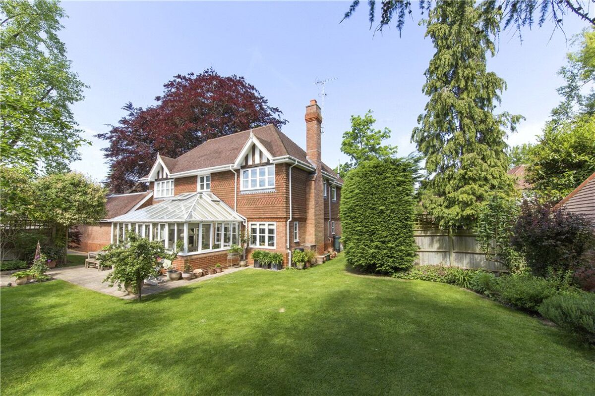 house for sale in Maple Drive, Bookham, Leatherhead, Surrey, KT23