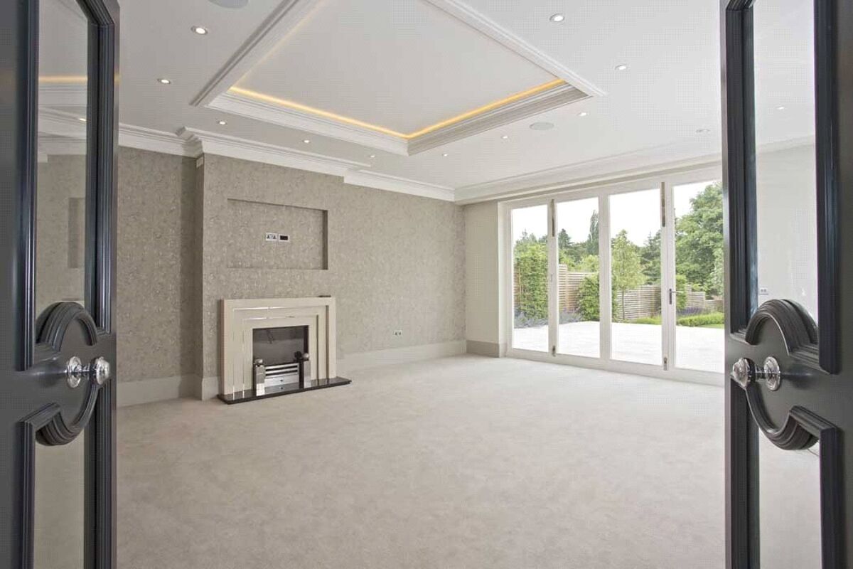 house for sale in Birds Hill Rise, Oxshott, Leatherhead, Surrey, KT22