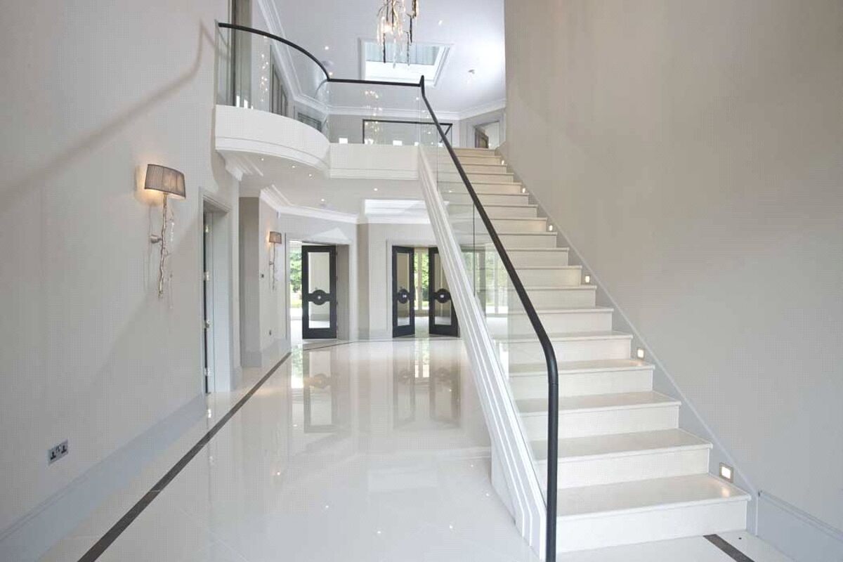 house for sale in Birds Hill Rise, Oxshott, Leatherhead, Surrey, KT22