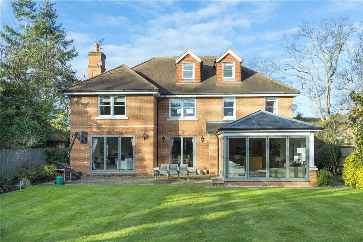 house for sale in Fairmile Lane, Cobham, Surrey, KT11 CBM160017