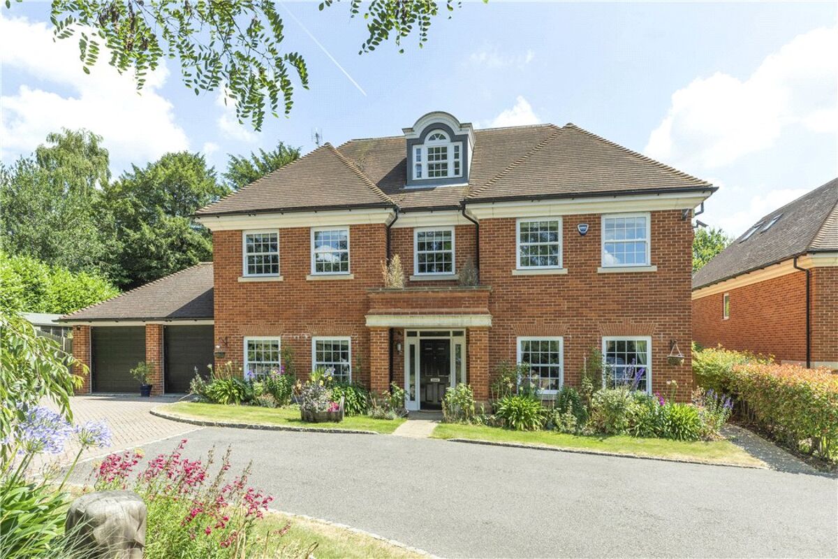 house for sale in Wychwood Close, Oxshott, Surrey, KT22 CBM160030