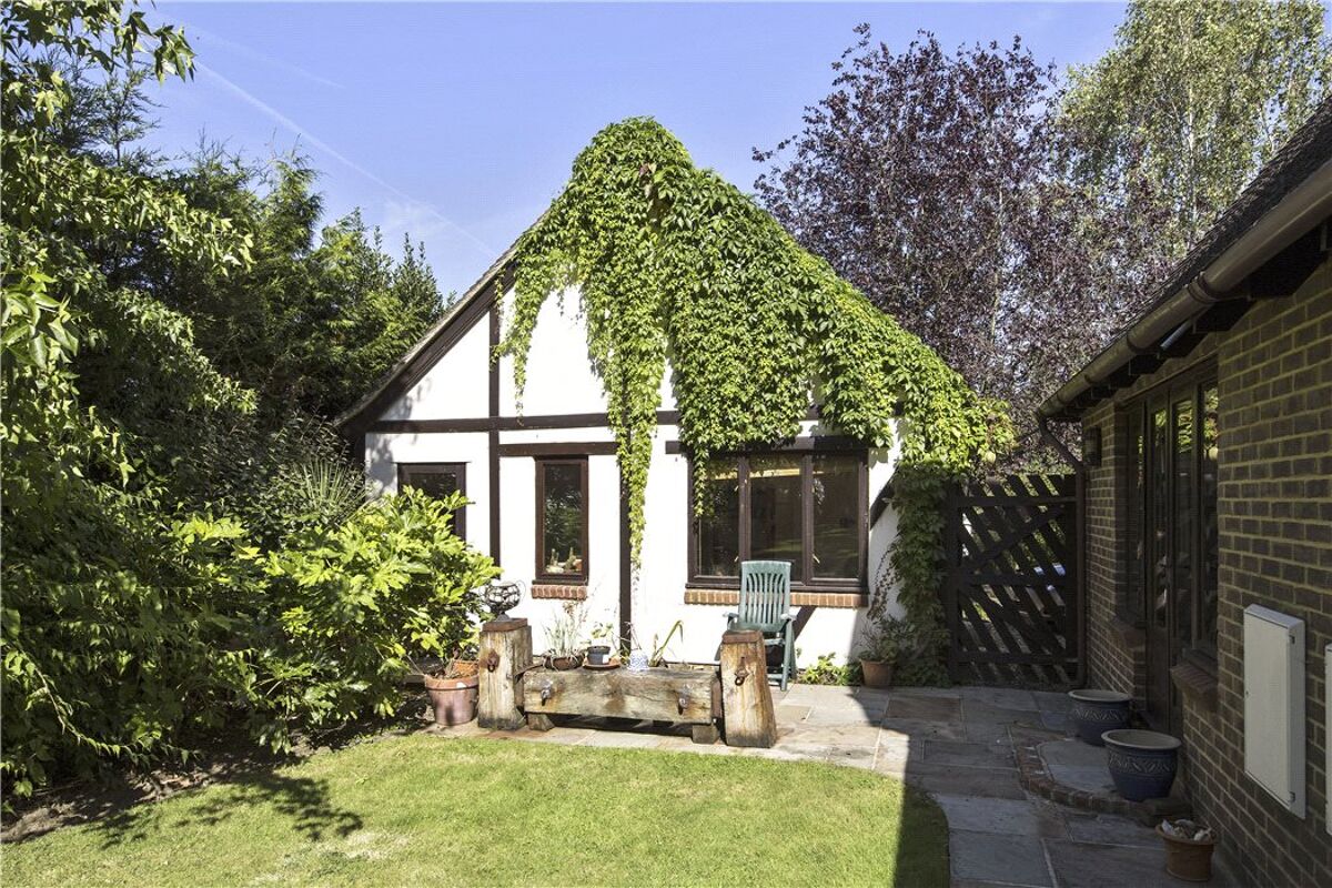 house for sale in Heath Way, East Horsley, Surrey, KT24 CBM160084