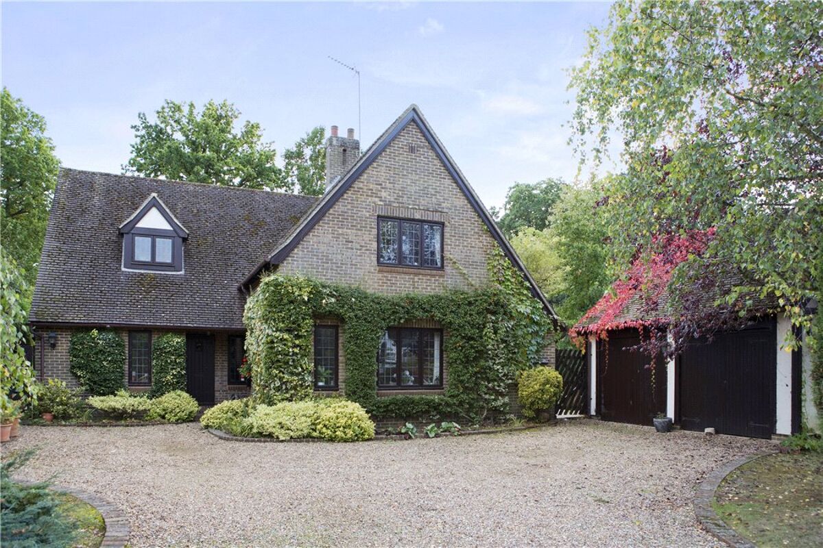 house for sale in Heath Way, East Horsley, Surrey, KT24 CBM160084