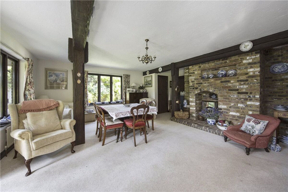 house for sale in Heath Way, East Horsley, Surrey, KT24 CBM160084