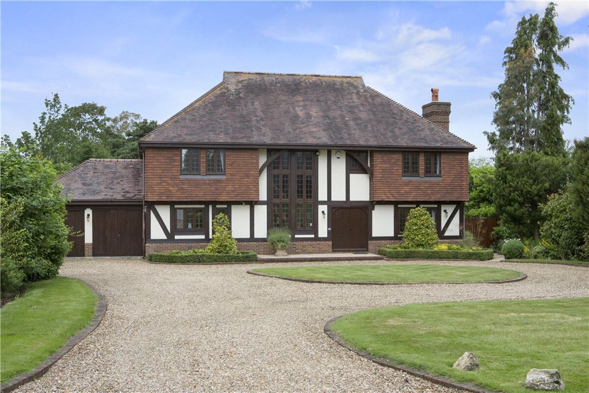 house for sale in The Park, Bookham, Surrey, KT23 CBM160121 Knight