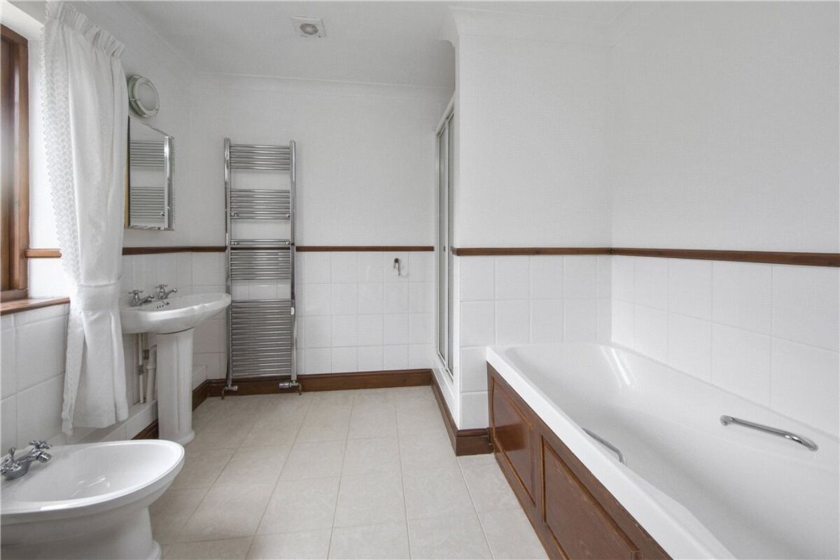 house for sale in The Park, Bookham, Surrey, KT23 CBM160121 Knight