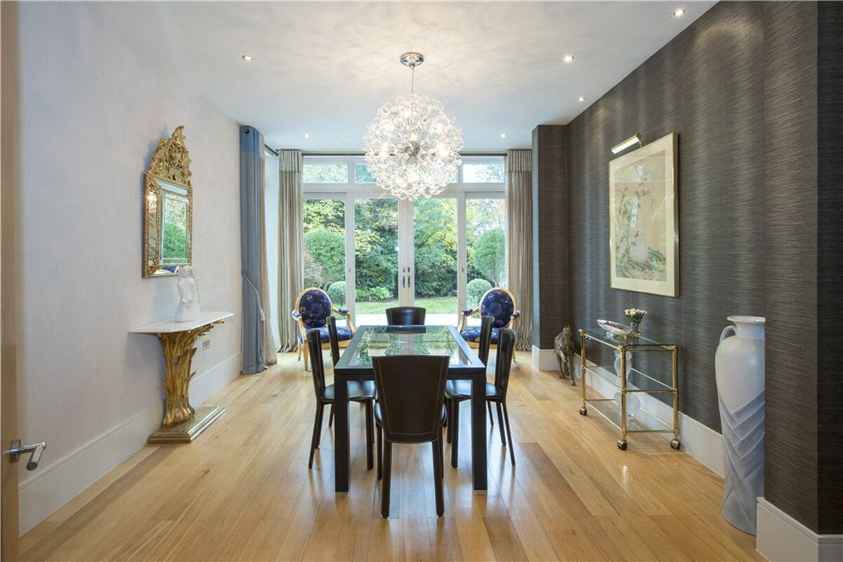 house for sale in Eaton Park, Cobham, Surrey, KT11 CBM160198 Knight