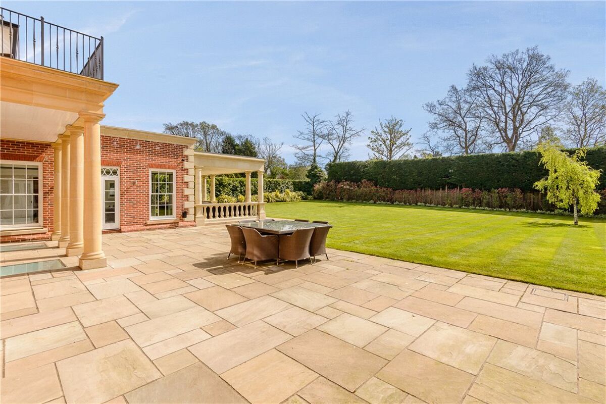 house for sale in Leys Road, Oxshott, Leatherhead, Surrey, KT22