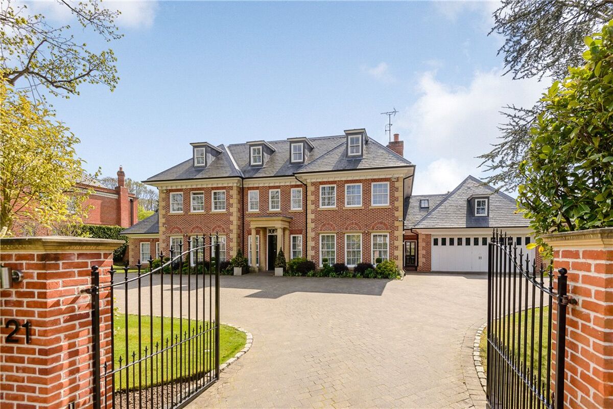 house for sale in Leys Road, Oxshott, Leatherhead, Surrey, KT22