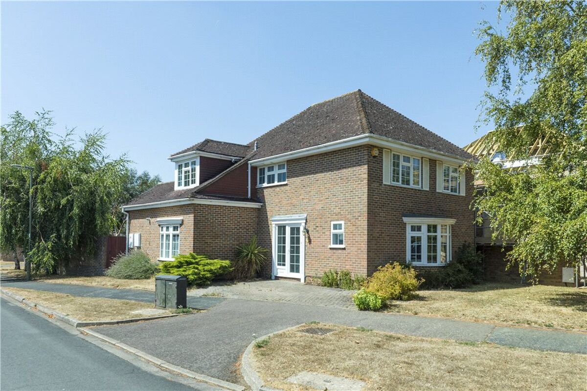 house for sale in Ferndown Gardens, Cobham, Surrey, KT11 CBM170039