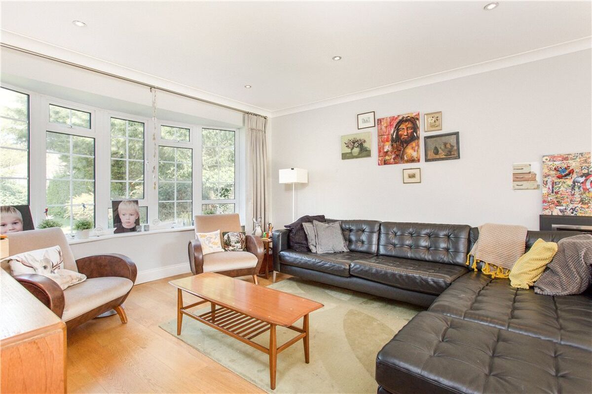 house for sale in Pine Walk, Cobham, Surrey, KT11 CBM170047 Knight