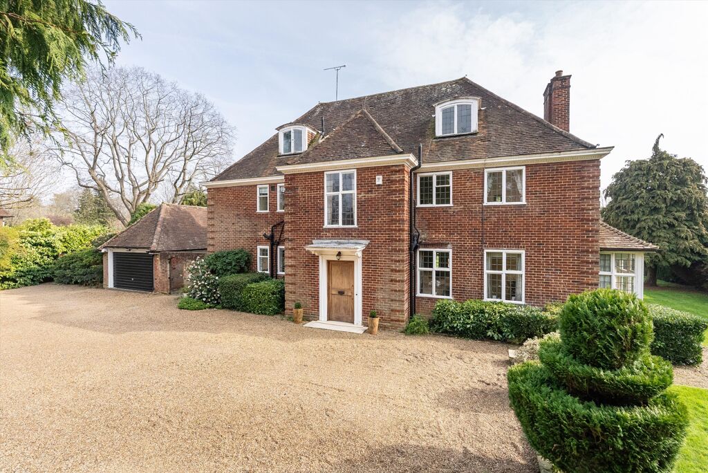 Image of Leigh Hill Road, Cobham, Surrey, KT11