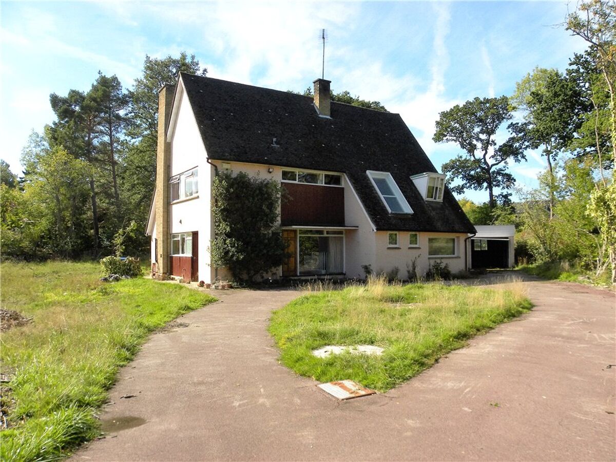 house for sale in Princes Drive, Oxshott, Leatherhead, Surrey, KT22