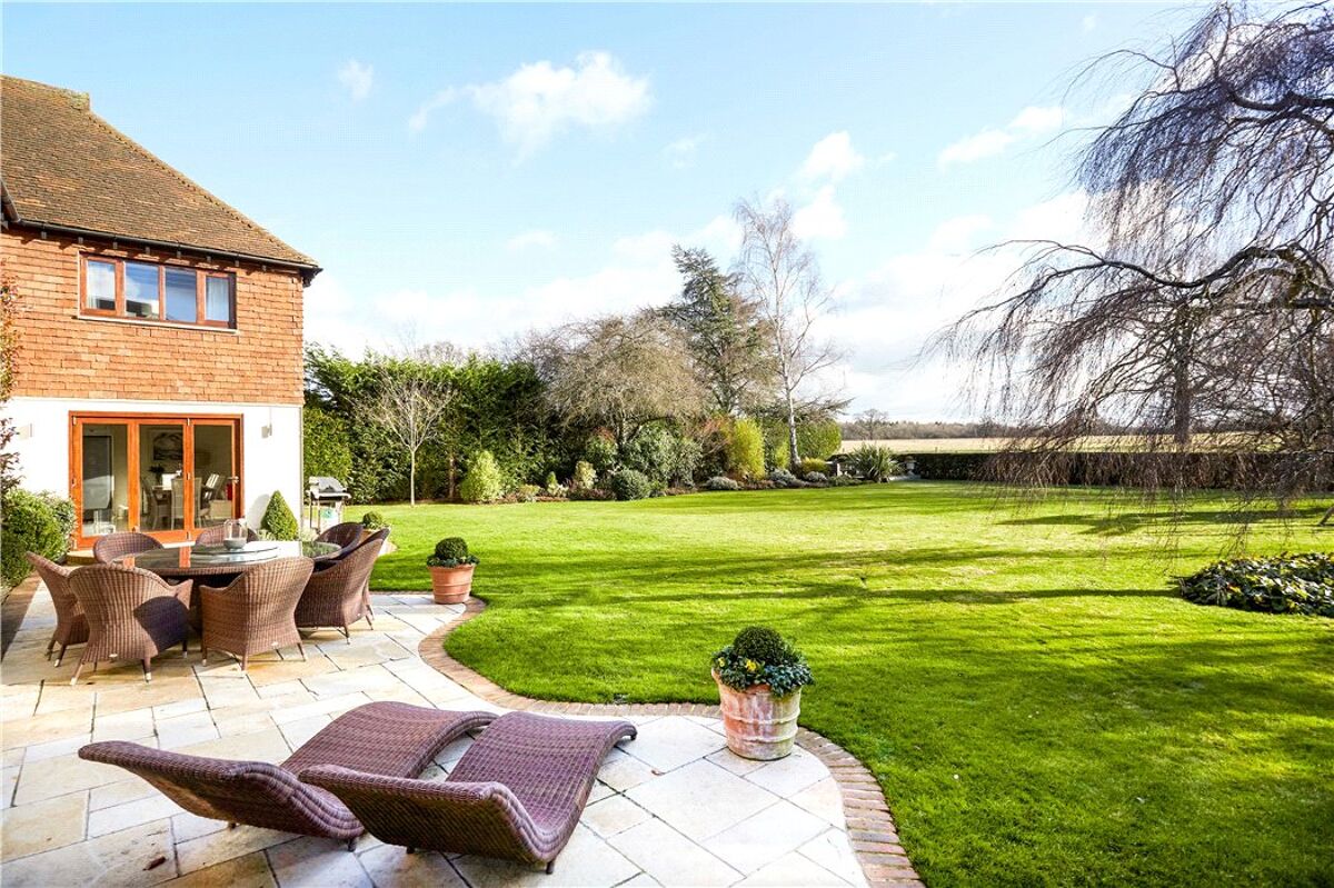 house for sale in Manor Way, Oxshott, Surrey, KT22 CBM180018 Knight