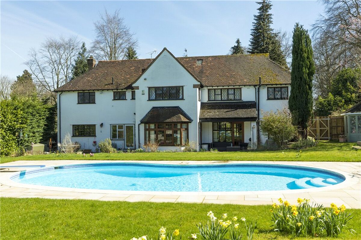 house for sale in Guildford Road, Fetcham, Leatherhead, Surrey, KT22