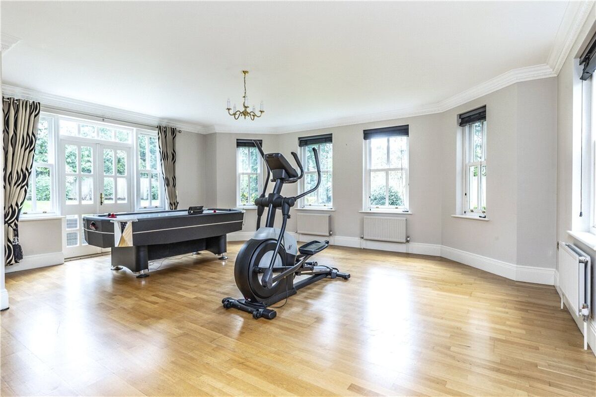 house for sale in Fairacres, Cobham, Surrey, KT11 CBM180055 Knight