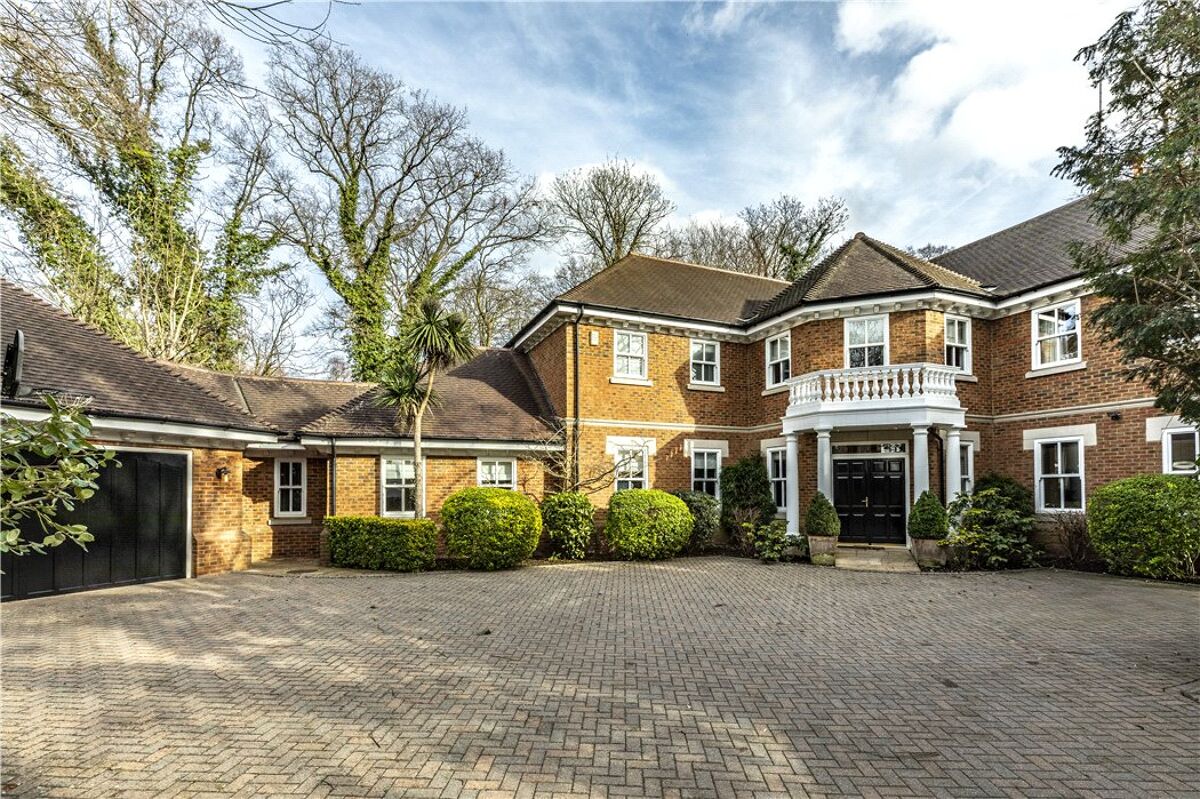 house for sale in Fairacres, Cobham, Surrey, KT11 CBM180055 Knight