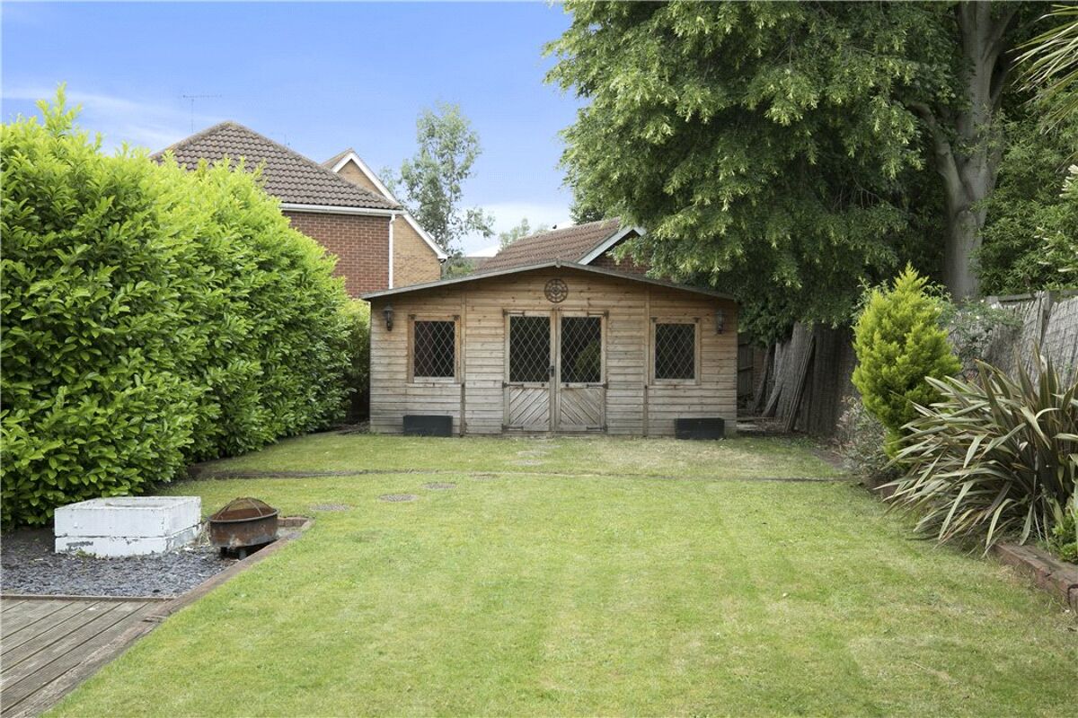 house for sale in St. Andrews Gardens, Cobham, Surrey, KT11 CBM180069