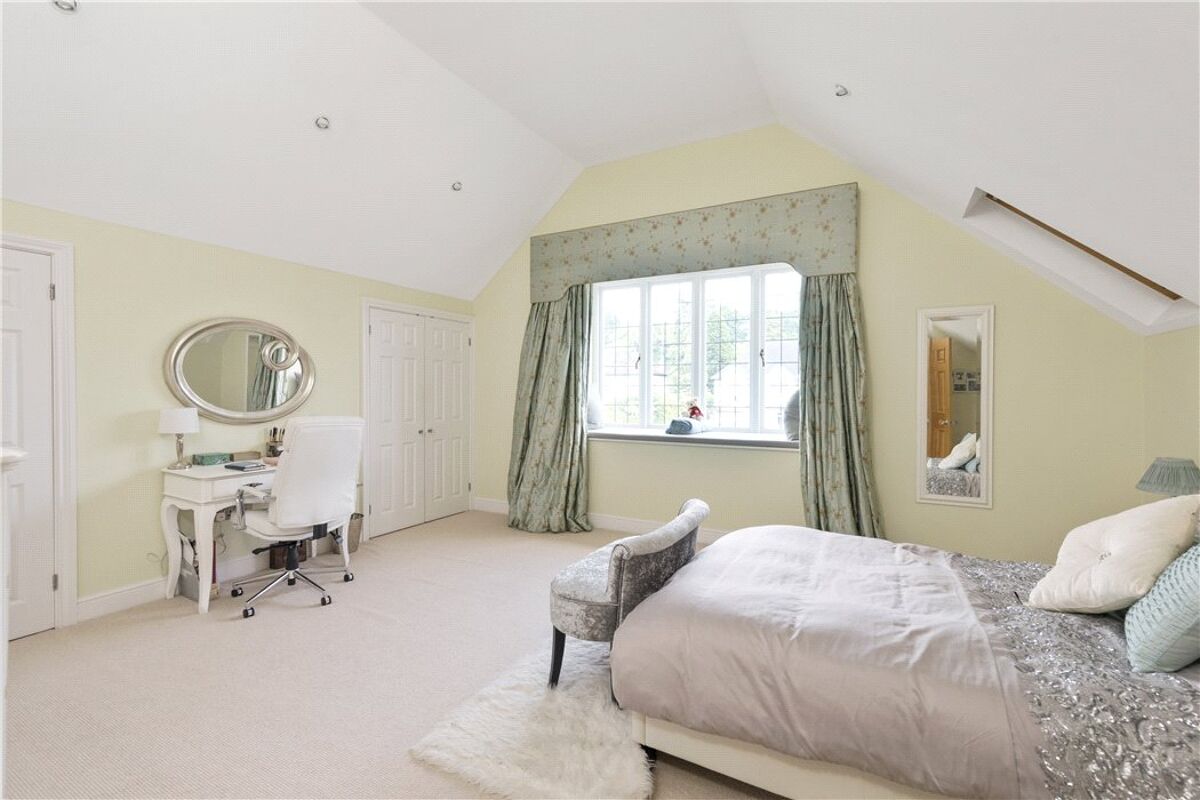 house for sale in Brook Farm Road, Cobham, Surrey, KT11 CBM180094