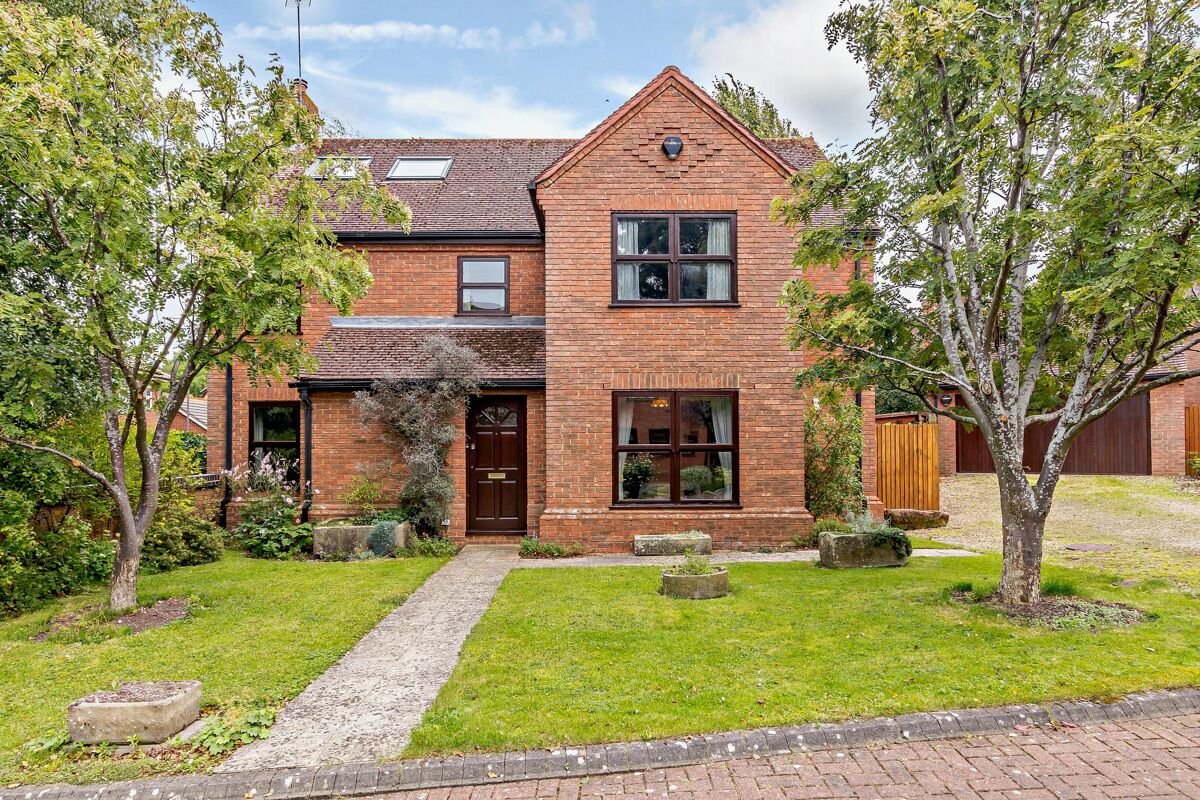 house for sale in Redgrove Park, Cheltenham, Gloucestershire, GL51 CHE012012404 Knight Frank