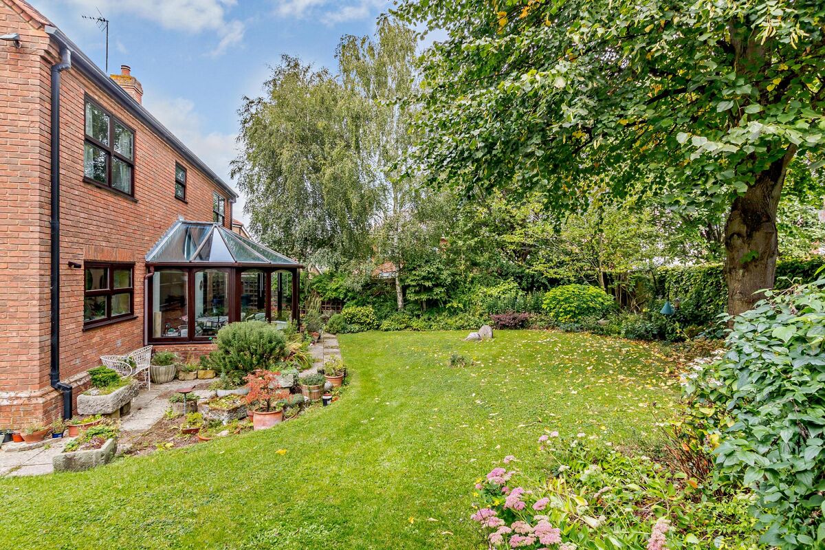 house for sale in Redgrove Park, Cheltenham, Gloucestershire, GL51