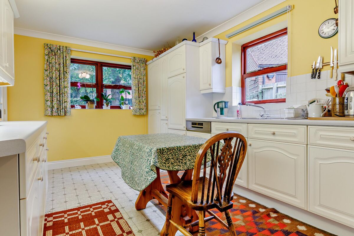 house for sale in Redgrove Park, Cheltenham, Gloucestershire, GL51