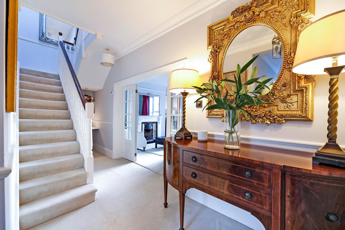 house for sale in Bath Parade, Cheltenham, Gloucestershire, GL53 CHE012041916 Knight Frank