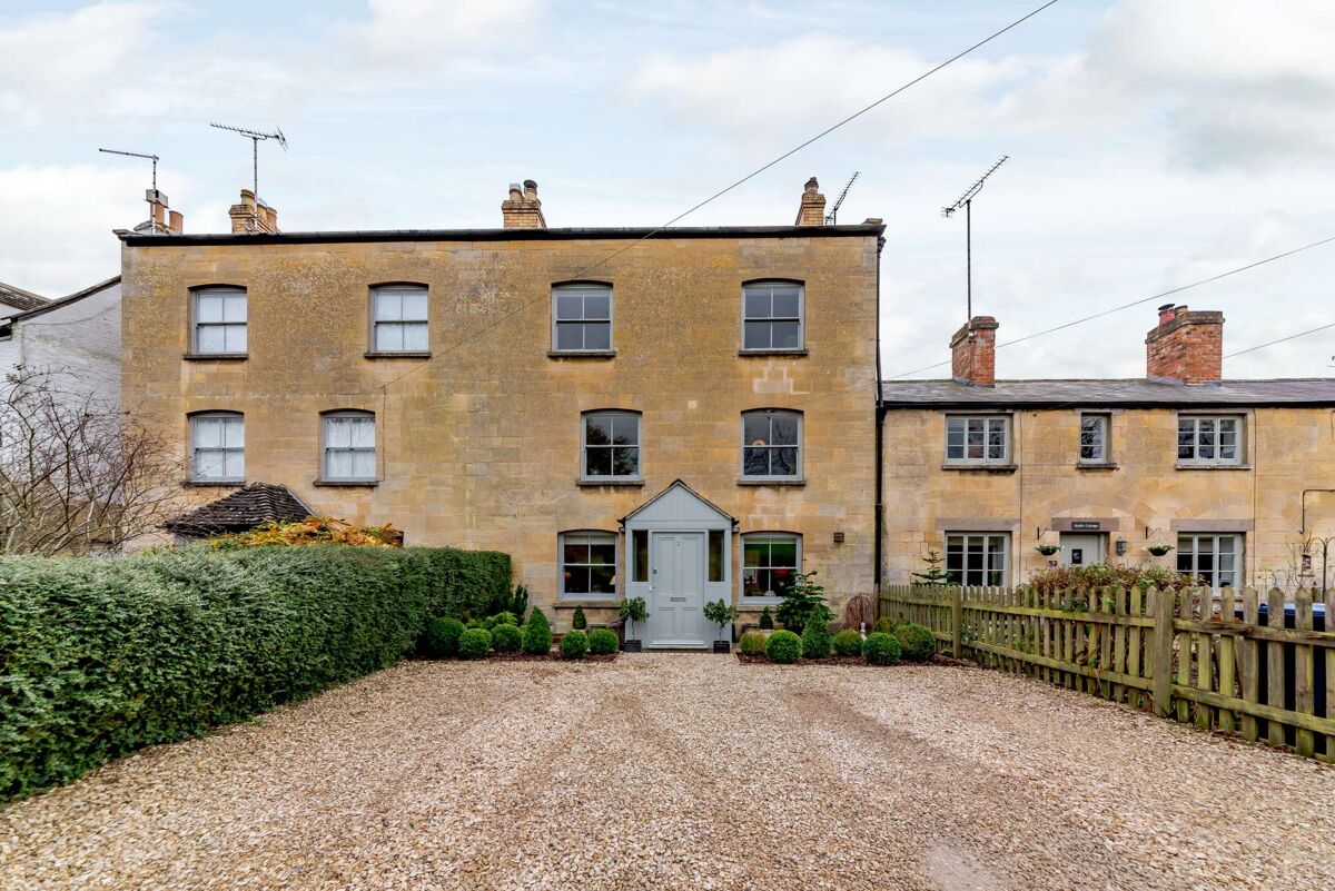 house for sale in Coates Mill Cottages, Cheltenham, Gloucestershire, GL54