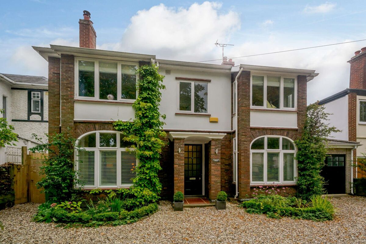 house for sale in Battledown Approach, Cheltenham, Gloucestershire