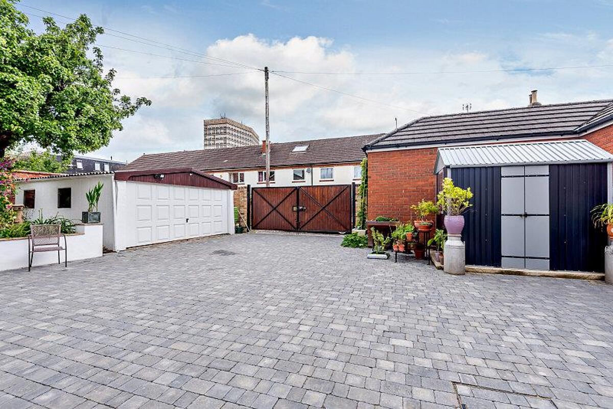 house for sale in St. Lukes Road, Cheltenham, Gloucestershire, GL53