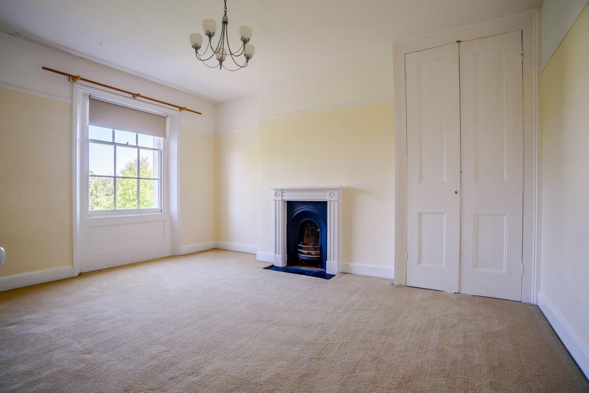 house for sale in Clarence Square, Cheltenham, Gloucestershire, GL50