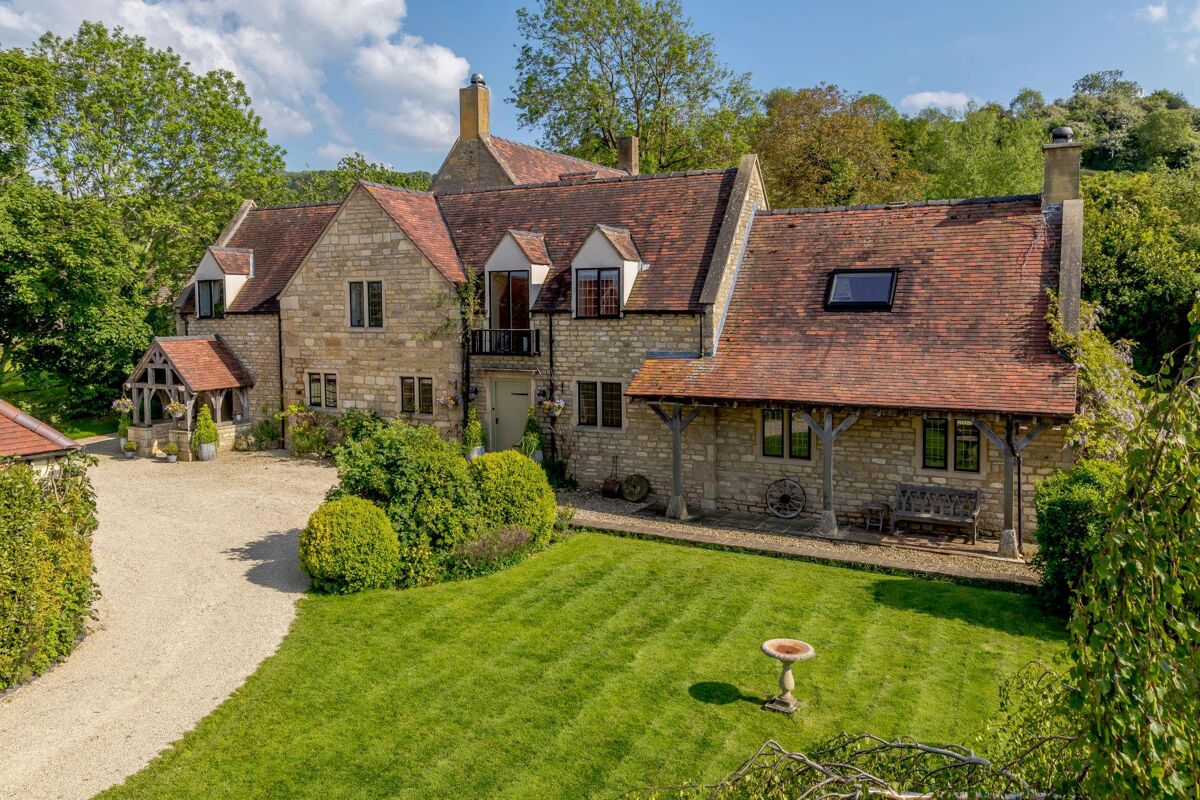 house for sale in Far Stanley, Gloucestershire, GL54