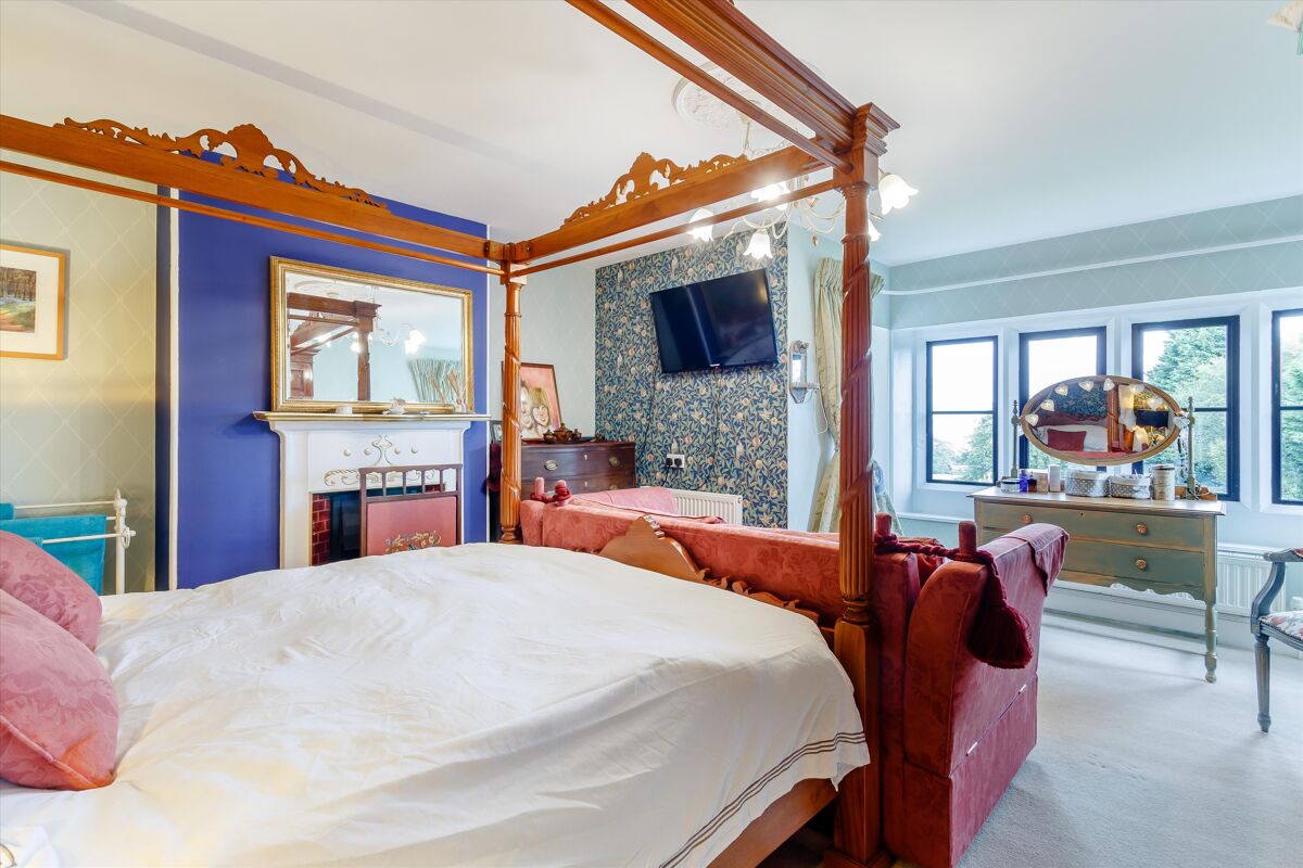 house for sale in Blakeney, Gloucestershire, GL15 CHE012118162