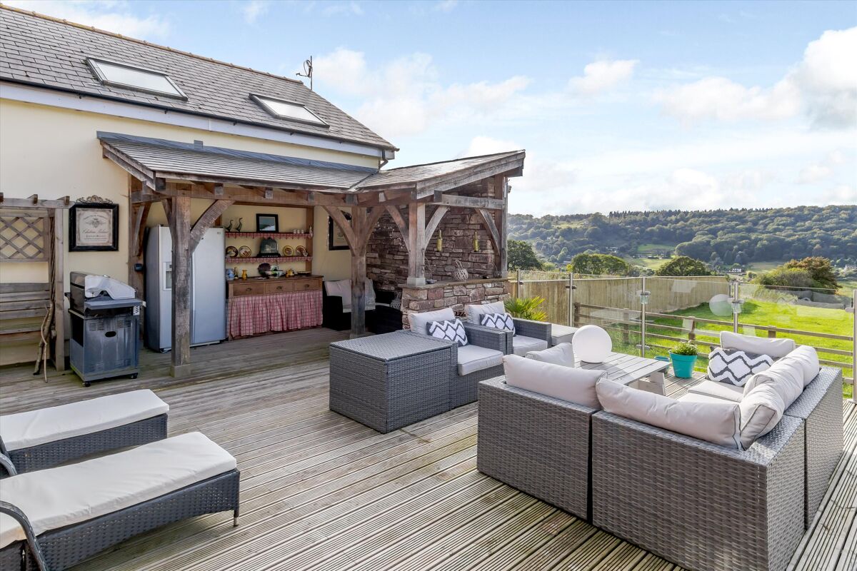 house for sale in Blakeney, Gloucestershire, GL15 CHE012118162 Knight Frank