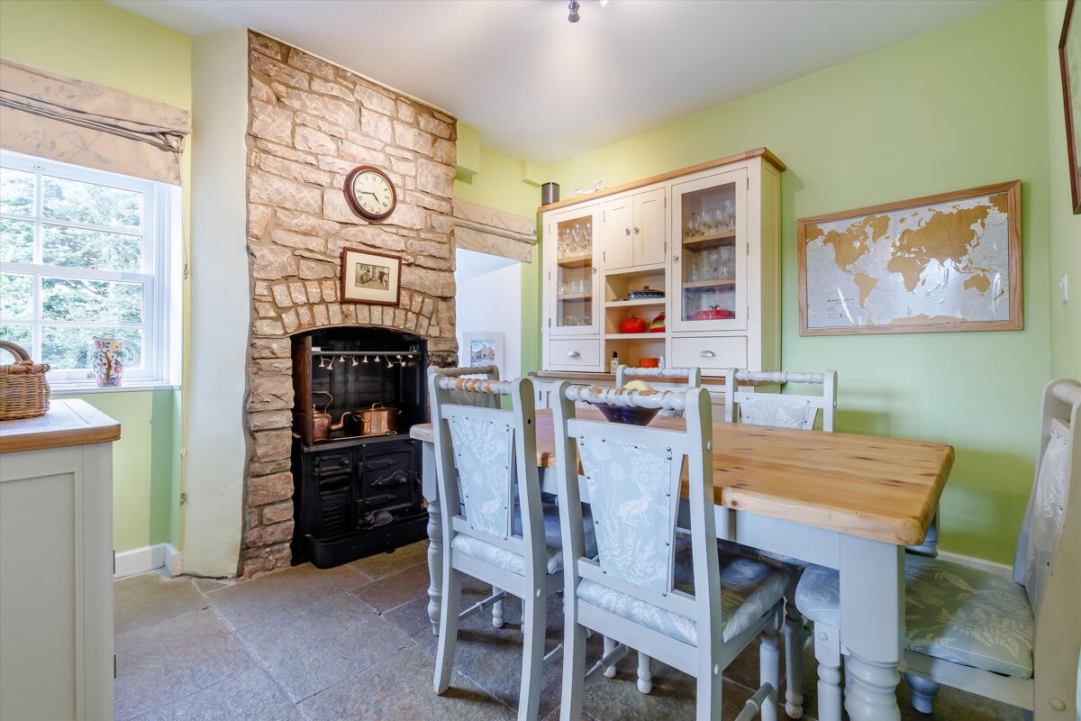 house for sale in Blakeney, Gloucestershire, GL15 CHE012118162 Knight Frank