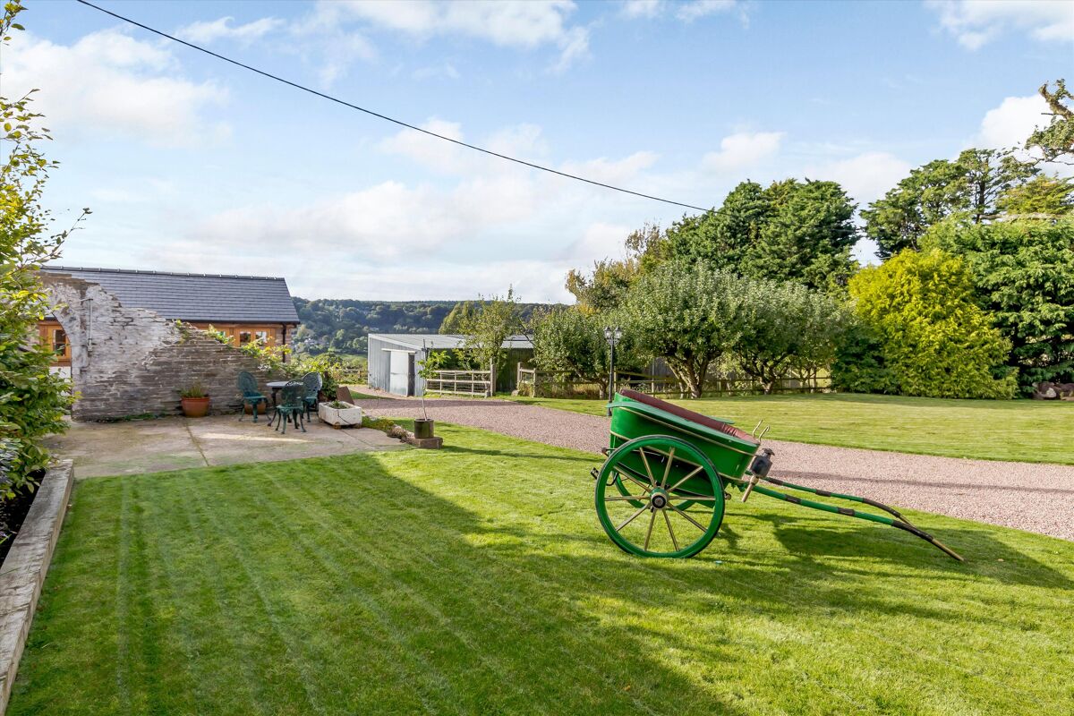 house for sale in Blakeney, Gloucestershire, GL15 CHE012118162