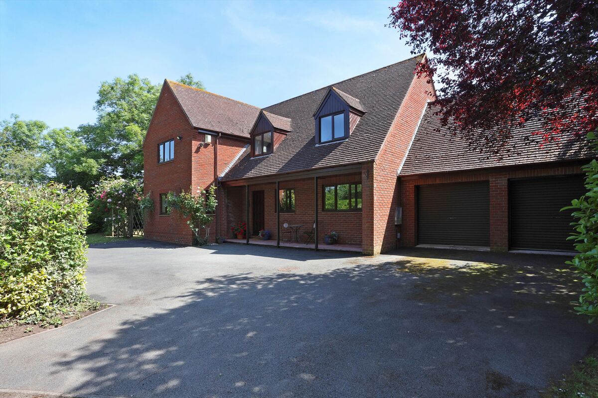 house for sale in Longdon, Tewkesbury, Worcestershire, GL20