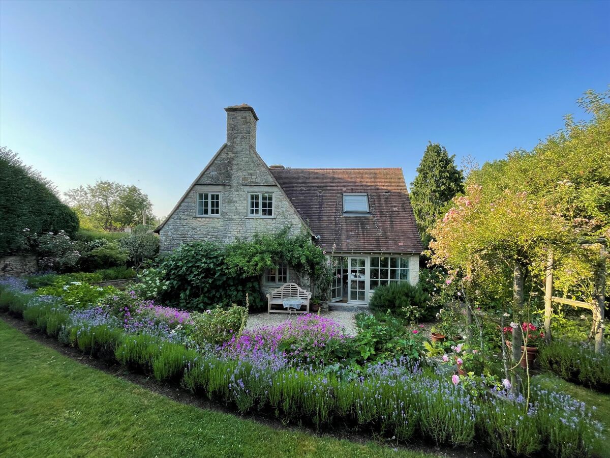 house for sale in Cheltenham, Gloucestershire, GL54 CHE012132216 Knight Frank