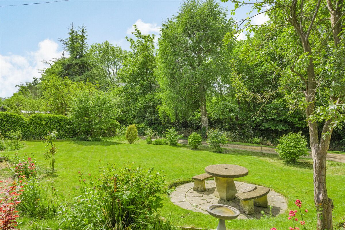 Property for sale The Coates, Cheltenham, Gloucestershire