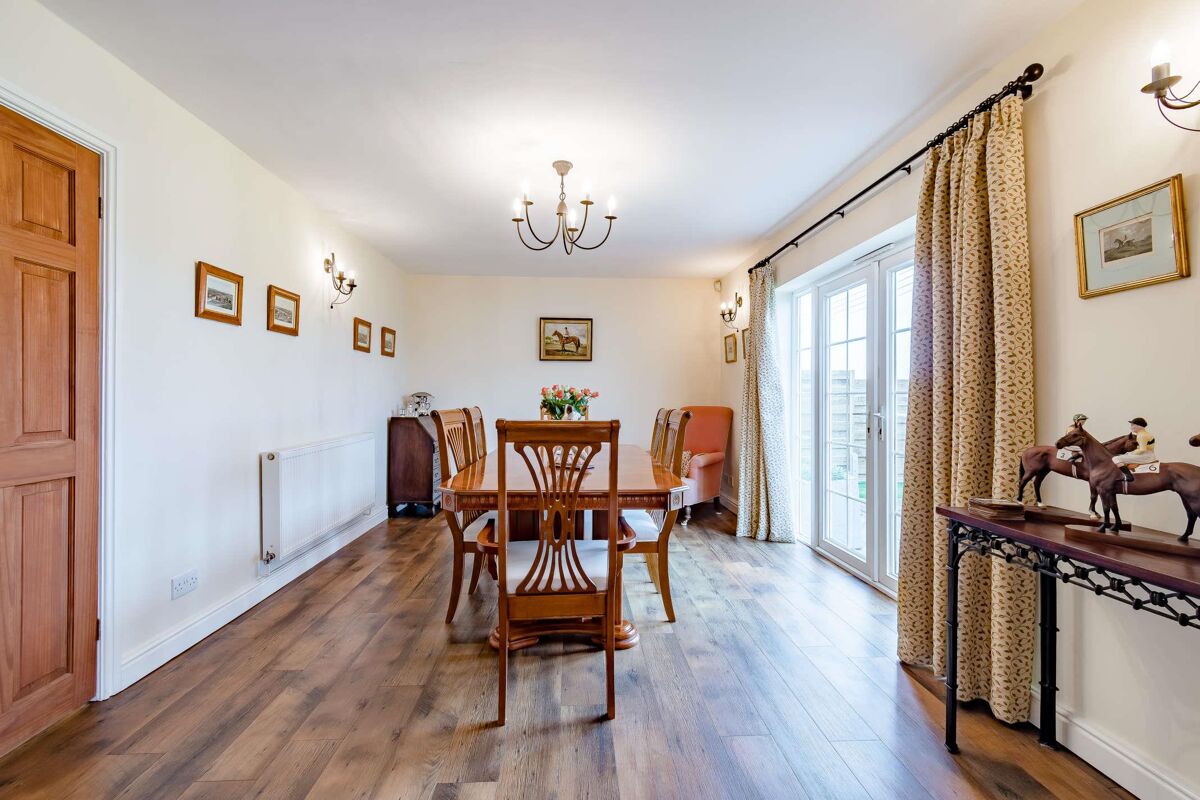 house for sale in Gloucester Road, Tewkesbury, Gloucestershire, GL20