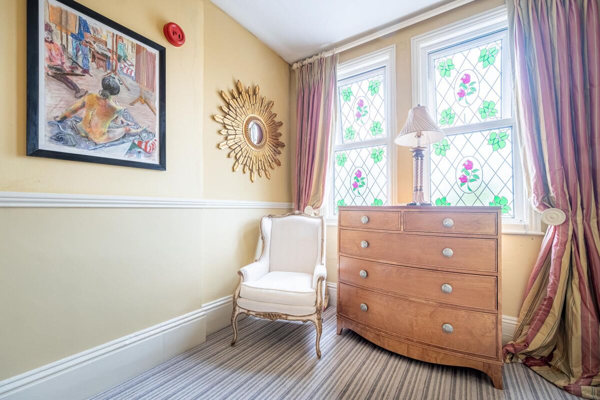 house for sale in Lypiatt Road, Cheltenham, Gloucestershire, GL50