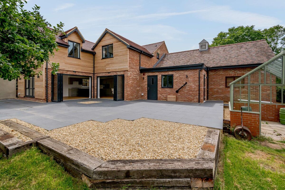 house for sale in The Leigh, Gloucester, Gloucestershire, GL19